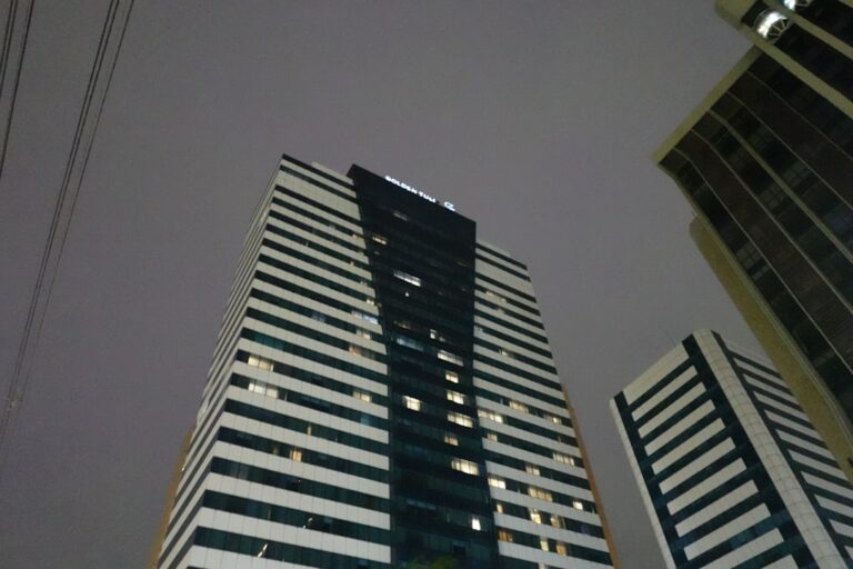 Illustration dispositif Jeanbrun - apartment building city